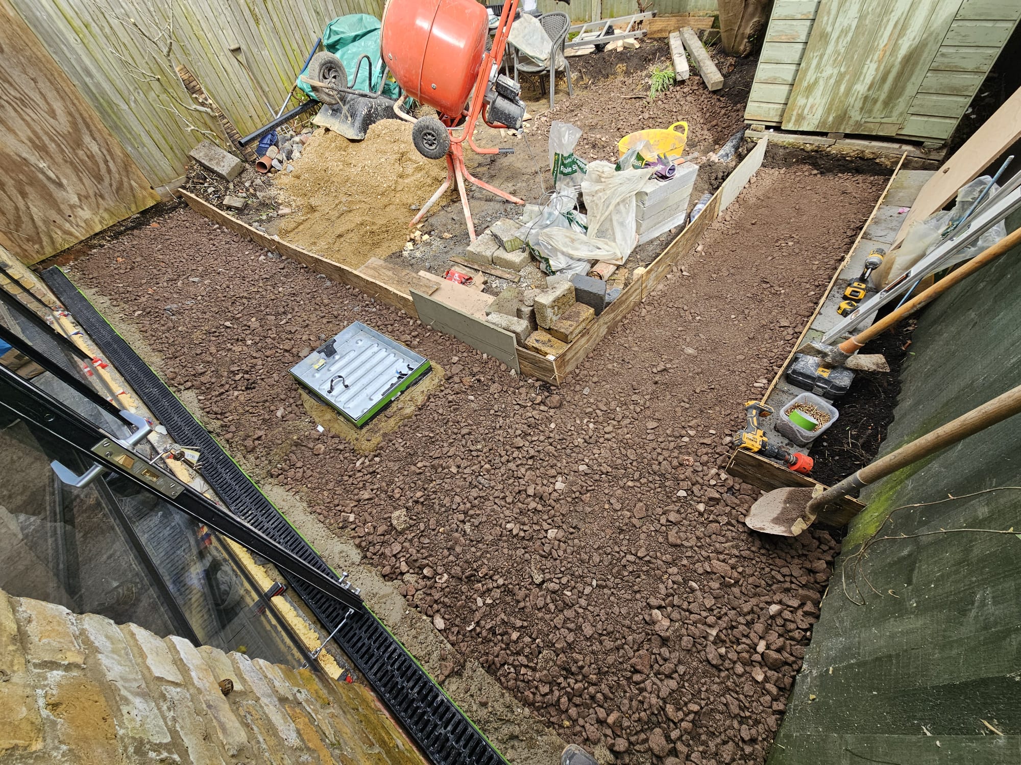 Mataj Building Ltd team working on a construction site in London